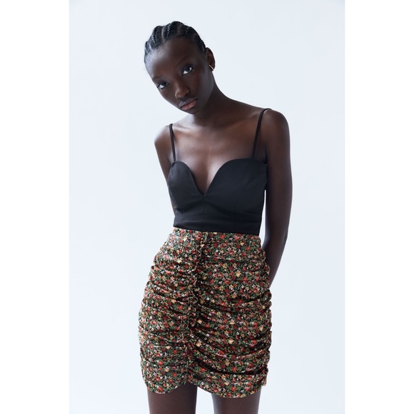 ZARA draped floral mini SKIRT - Picture 1 of 8